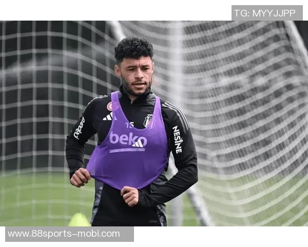 张伯伦加盟凯尔特人重返赛场32岁球员以自由身开启新篇章